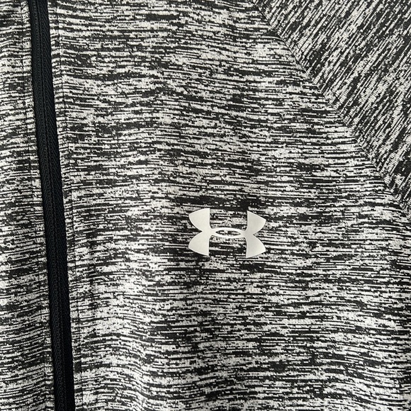 Under Armour Quarter Zip Gray Long Sleeve - Picture 4 of 7